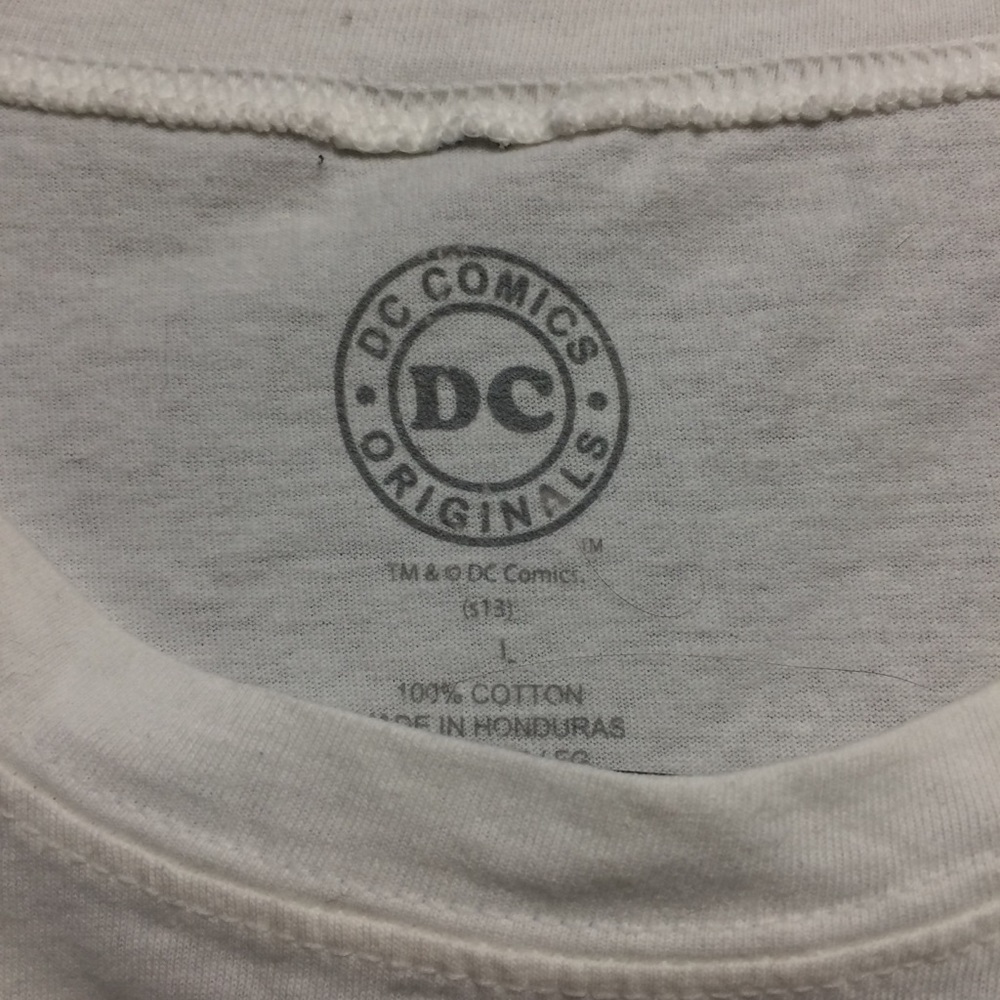 Harley Quinn white shirt - Picture 2 of 2